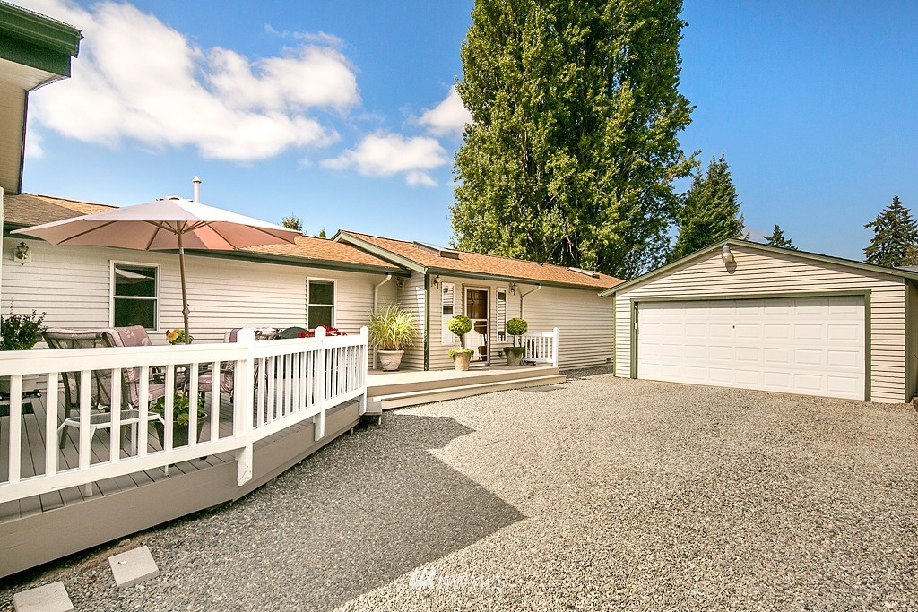 1726 Northeast 24th Street Renton, WA 98056 - Photo 24 of 25 Gallery Image 24