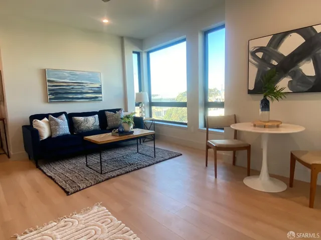$3,600 | 3945 Judah Street, Unit 305, San Francisco, CA 94122