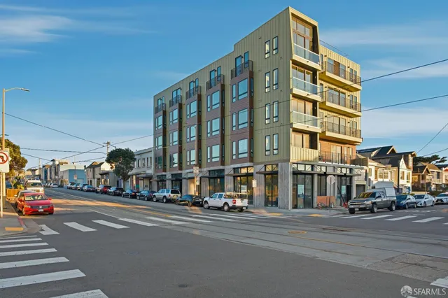 $3,600 | 3945 Judah Street, Unit 305, San Francisco, CA 94122