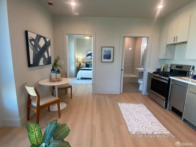$3,600 | 3945 Judah Street, Unit 305, San Francisco, CA 94122