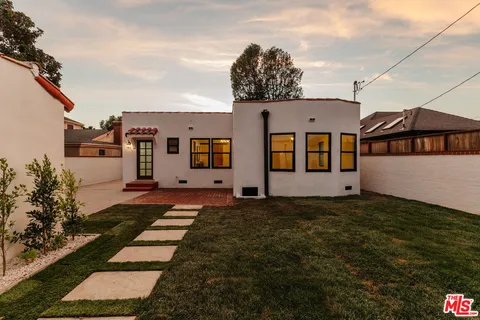 $1,399,000 | 3936 Olmsted Avenue, Los Angeles, CA 90008
