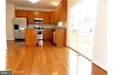 10747 Gordon Road Spotsylvania, VA 22553 - Photo 3 of 29 Kitchen