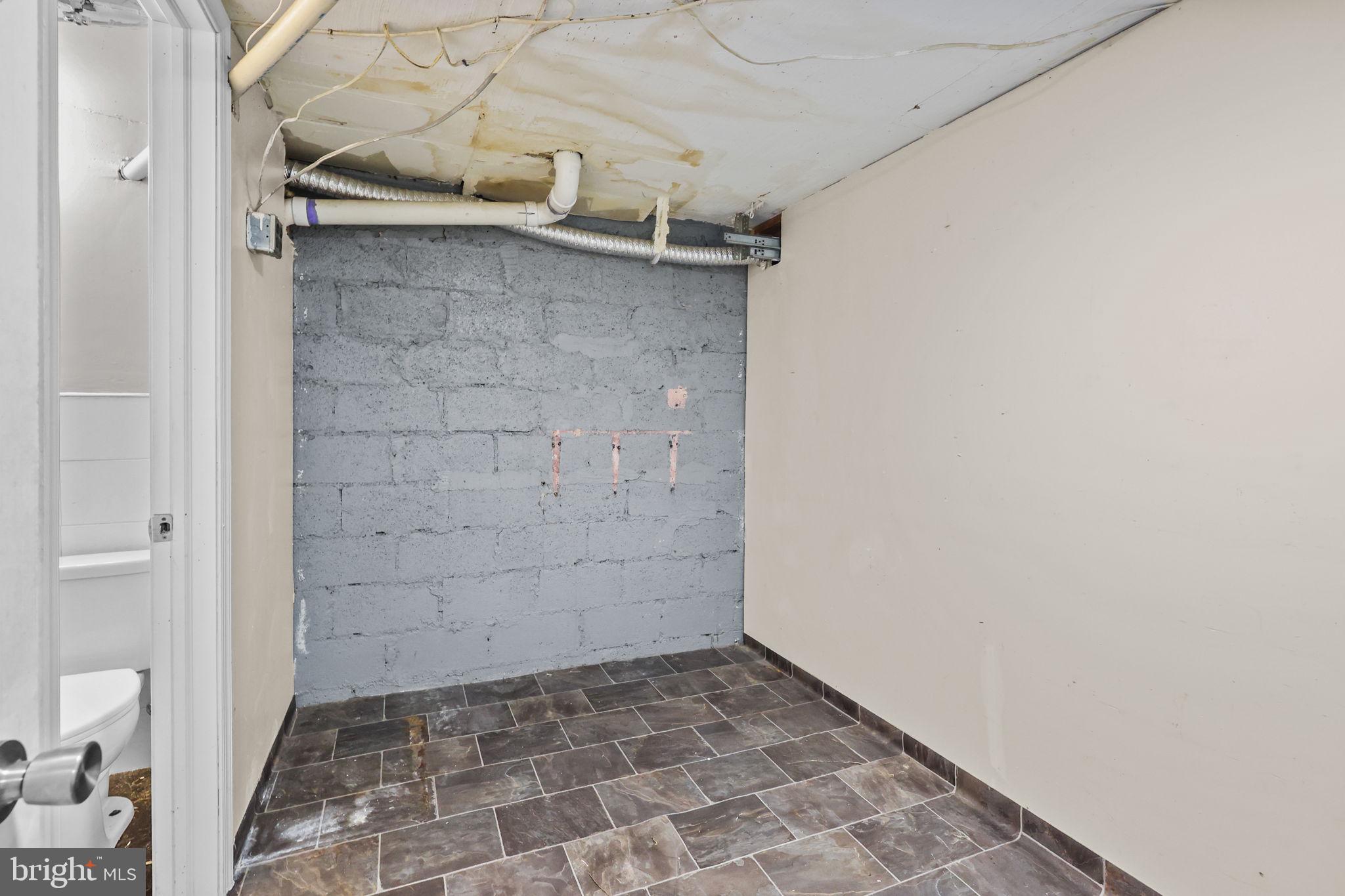 6607 Tabor Avenue Philadelphia, PA 19111 - Photo 20 of 27