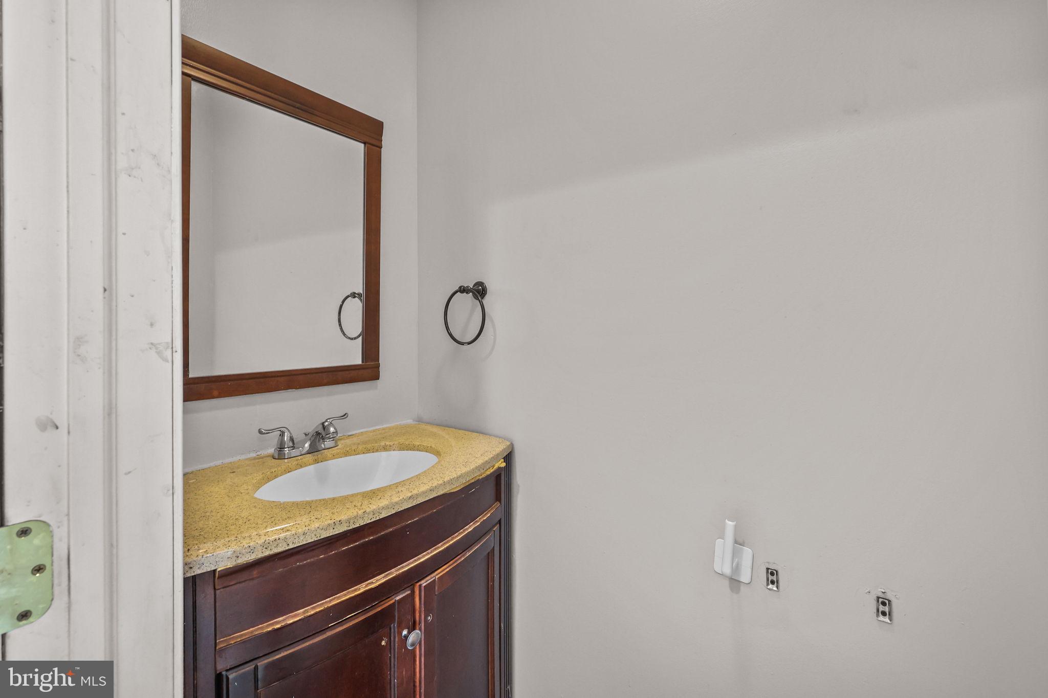 6607 Tabor Avenue Philadelphia, PA 19111 - Photo 6 of 27