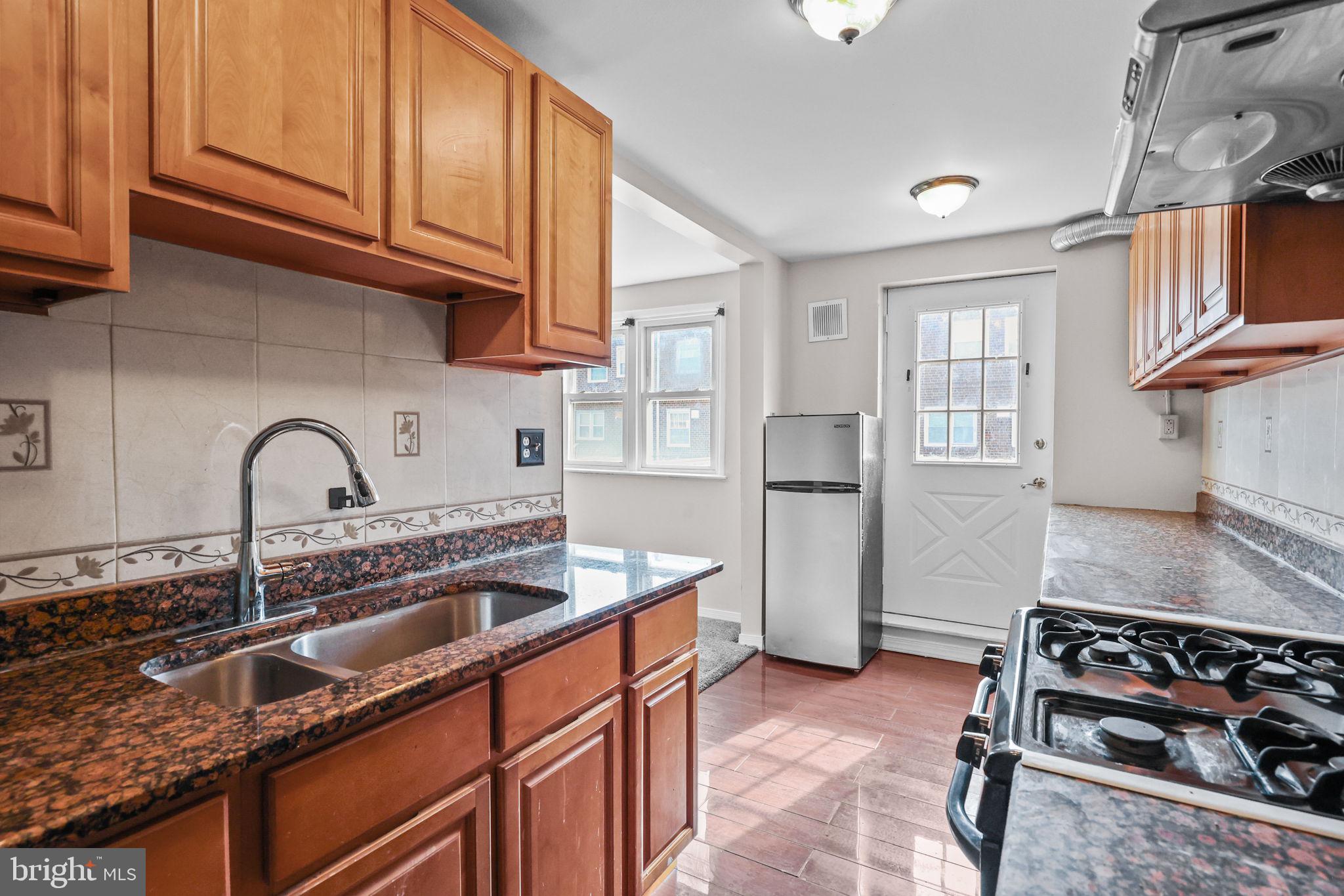 6607 Tabor Avenue Philadelphia, PA 19111 - Photo 9 of 27