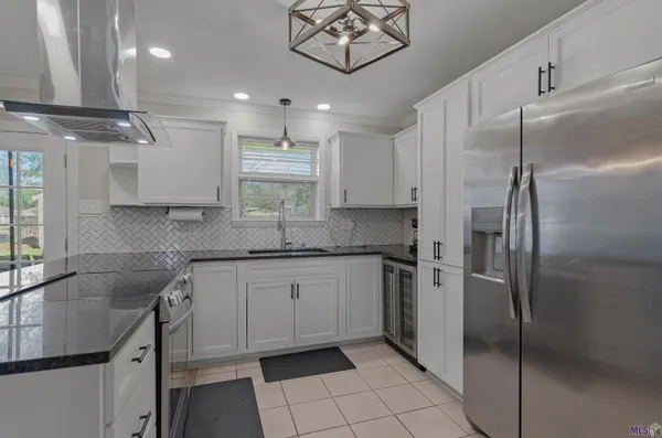 $219,999 | 701 Kennedy Avenue, Denham Springs, LA 70726