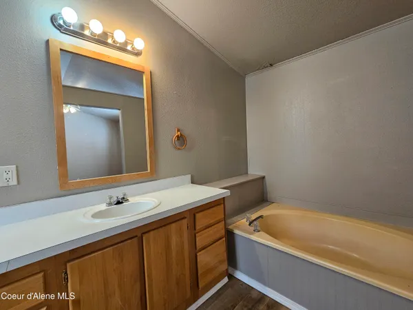$98,000 | 1600 West Yellowstone Avenue, Unit 45, Osburn, ID 83849
