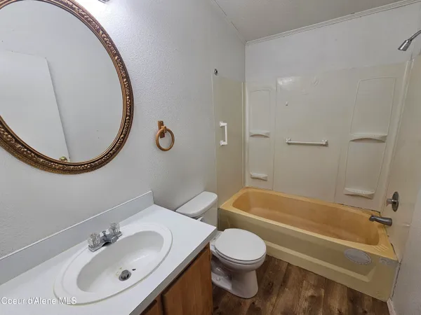 $98,000 | 1600 West Yellowstone Avenue, Unit 45, Osburn, ID 83849