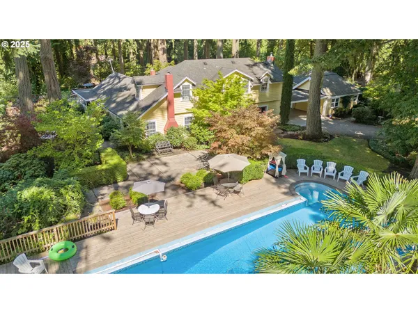 $2,250,000 | 33150 Northeast Wilsonville Road, Newberg, OR 97132