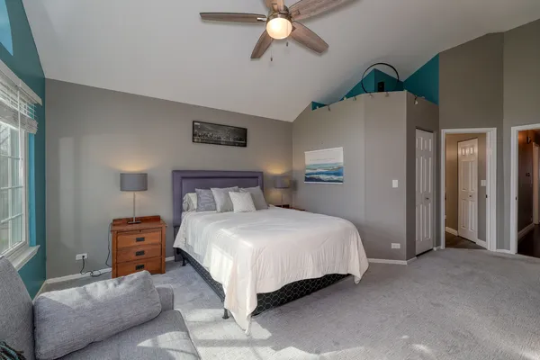 $329,000 | 30-w006 Willow Court, Warrenville, IL 60555