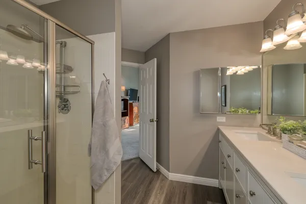 $329,000 | 30-w006 Willow Court, Warrenville, IL 60555