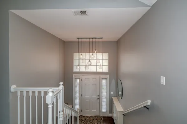 $329,000 | 30-w006 Willow Court, Warrenville, IL 60555