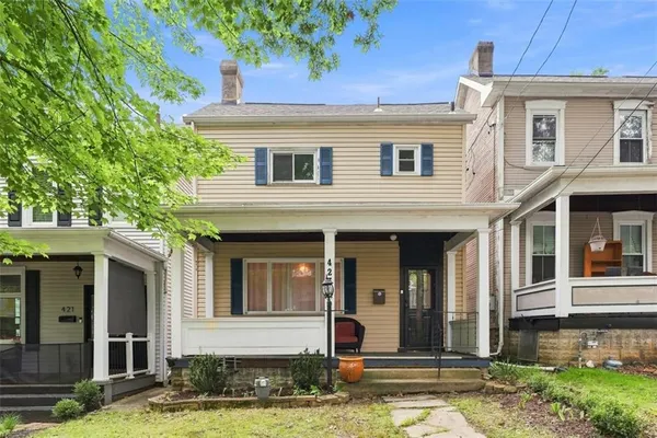 $270,000 | 423 5th Street, Oakmont, PA 15139