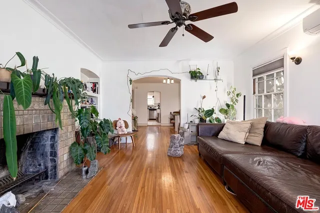 $1,695,000 | 613 North Plymouth Boulevard, Los Angeles, CA 90004