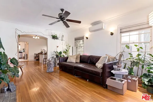 $1,695,000 | 613 North Plymouth Boulevard, Los Angeles, CA 90004