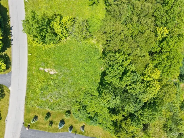 $174,900 | 7101 Kittiwake Run, Manlius, NY 13104