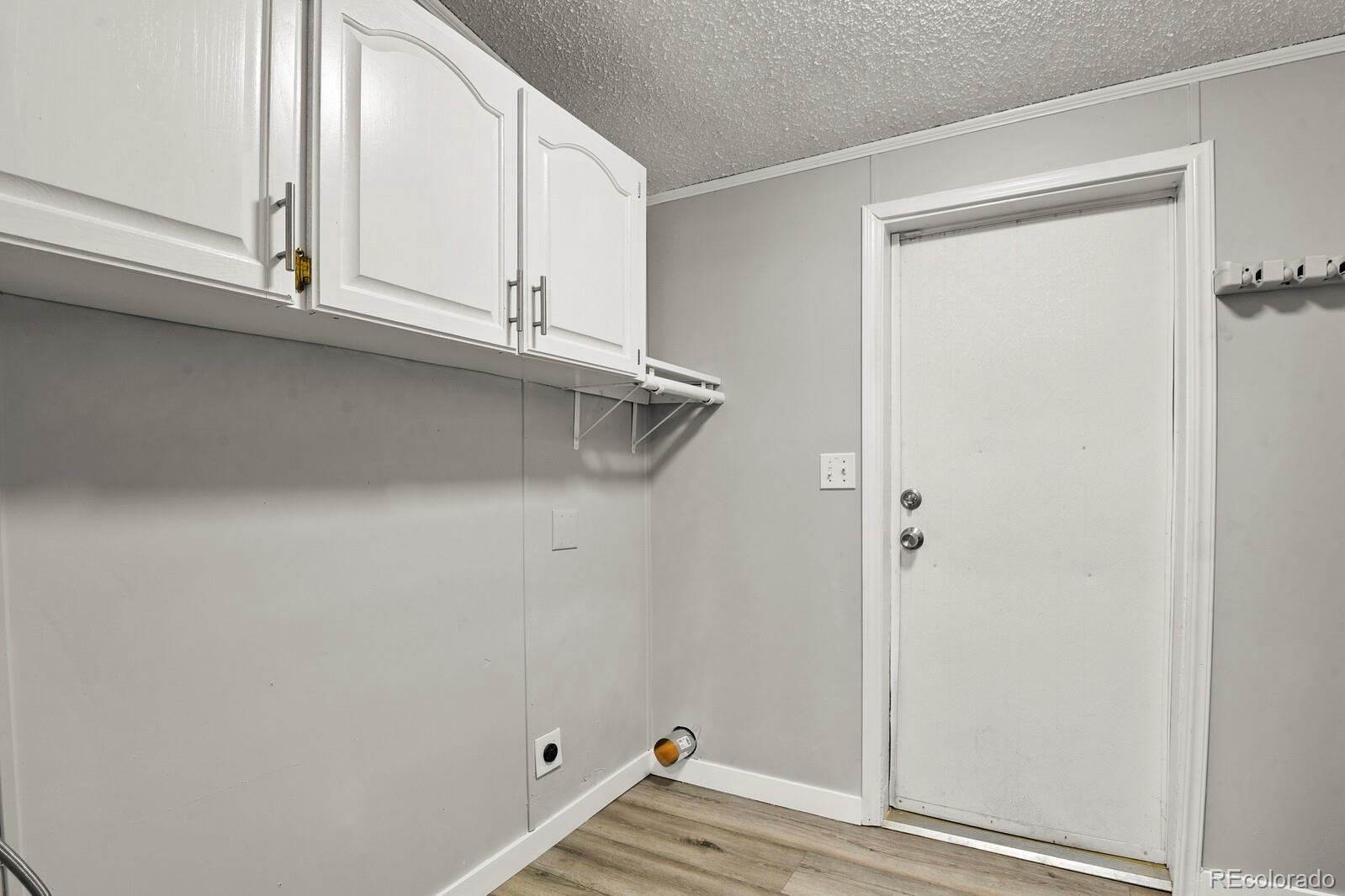 8432 Cook Way Denver, CO 80229 - Photo 15 of 18 Gallery Image 15