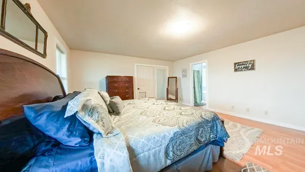 $749,900 | 1277 Kennedy Ford Road, Potlatch, ID 83855