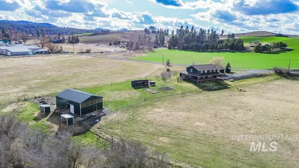 $749,900 | 1277 Kennedy Ford Road, Potlatch, ID 83855