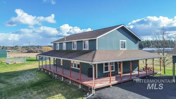 $749,900 | 1277 Kennedy Ford Road, Potlatch, ID 83855