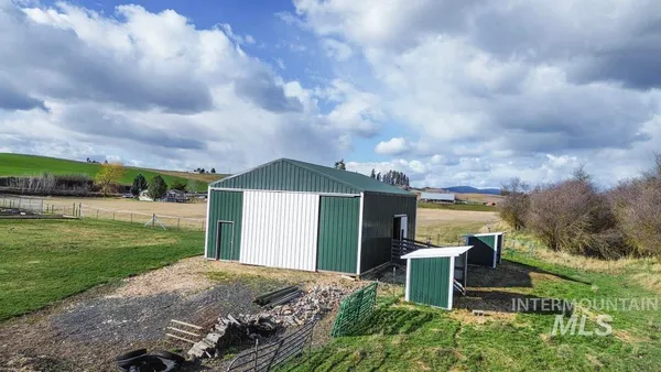 $749,900 | 1277 Kennedy Ford Road, Potlatch, ID 83855