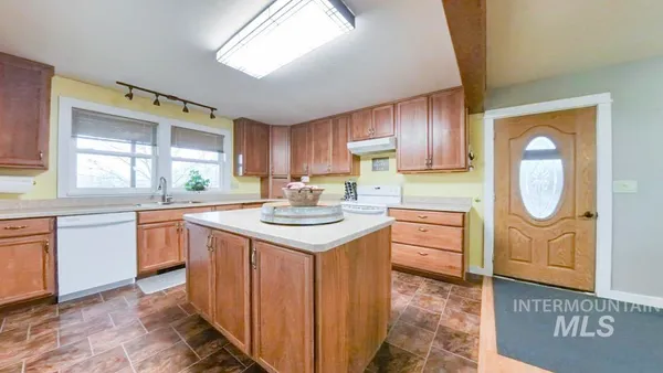 $749,900 | 1277 Kennedy Ford Road, Potlatch, ID 83855