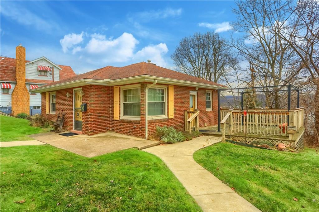 2221 Front Street Monaca, PA 15061 - Photo 3 of 25 Gallery Image 3