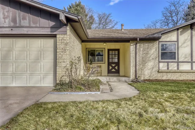 $610,000 | 2448 South Holland Court, Lakewood, CO 80227