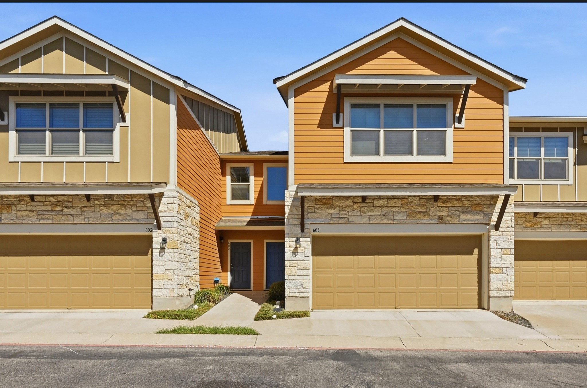 516 East Slaughter Lane, Unit 603 Austin, TX 78744 - Photo 25 of 26 a front view of a house