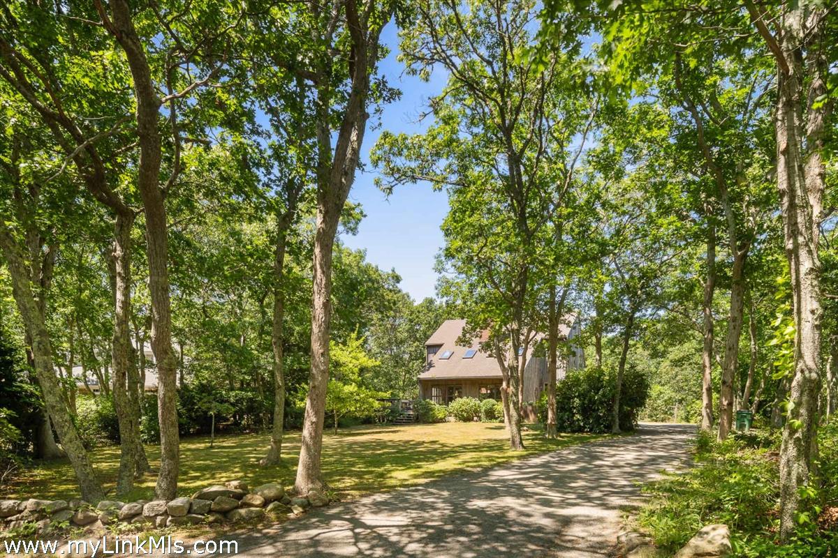 99 Old Purchase Road Edgartown, MA 02539 - Photo 2 of 30