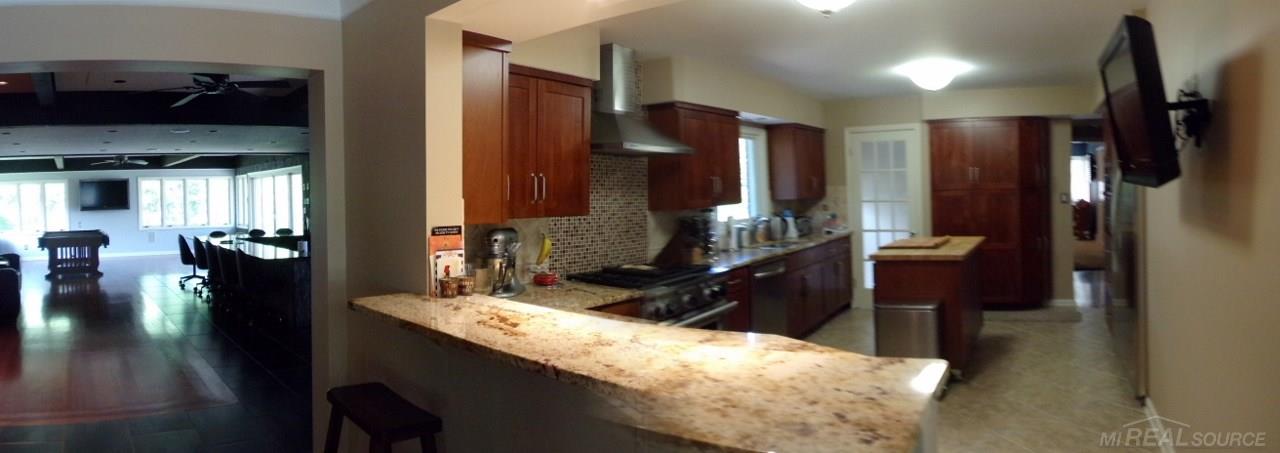 1070 North Renaud Road Grosse Pointe Woods, MI 48236 - Photo 29 of 50