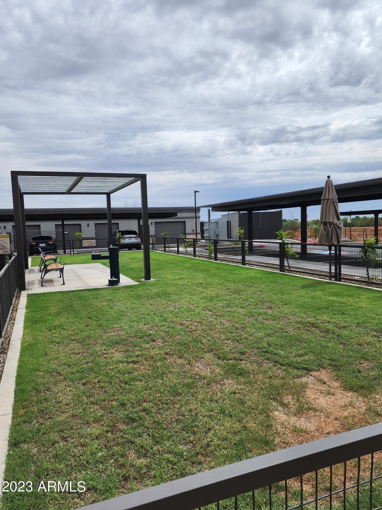 10529 East Hampton Avenue, Unit B3 Mesa, AZ 85209 - Photo 18 of 25 Dog Park