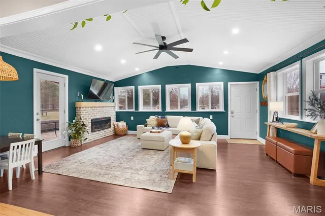 $400,000 | 31 St Joseph, Defiance, MO 63341