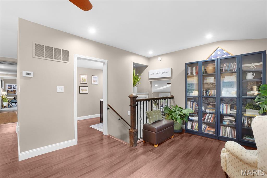 31 St Joseph Defiance, MO 63341 - Photo 10 of 28