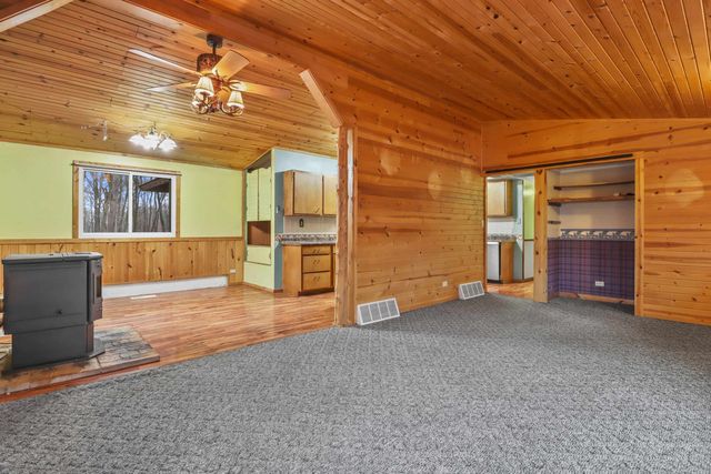 $450,000 | W2069 Elk Court, Montello, WI 53949