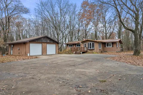 $420,000 | W2069 Elk Court, Montello, WI 53949