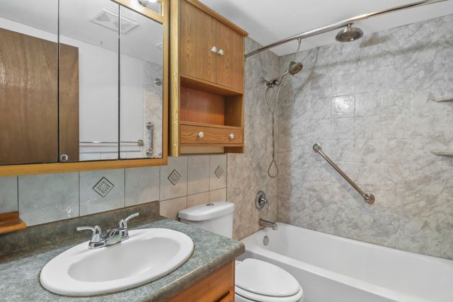 $450,000 | W2069 Elk Court, Montello, WI 53949