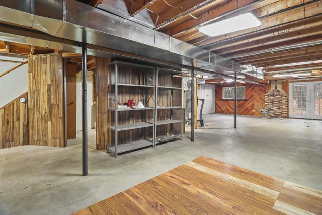 $450,000 | W2069 Elk Court, Montello, WI 53949