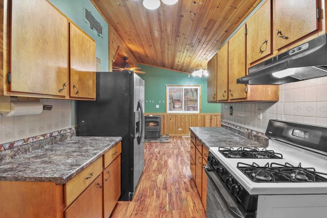 $450,000 | W2069 Elk Court, Montello, WI 53949