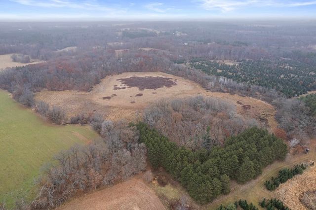 $450,000 | W2069 Elk Court, Montello, WI 53949