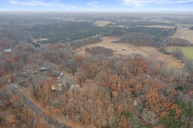 $450,000 | W2069 Elk Court, Montello, WI 53949