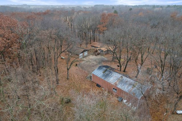 $450,000 | W2069 Elk Court, Montello, WI 53949