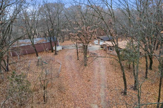 $450,000 | W2069 Elk Court, Montello, WI 53949