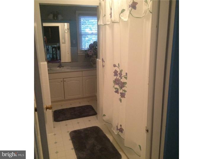9228 Laramie Road Philadelphia, PA 19115 - Photo 16 of 25 Gallery Image 16