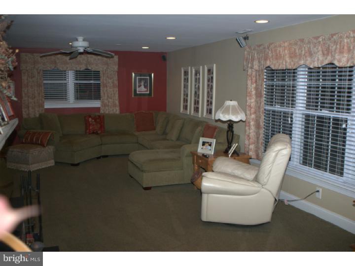 9228 Laramie Road Philadelphia, PA 19115 - Photo 18 of 25 Gallery Image 18