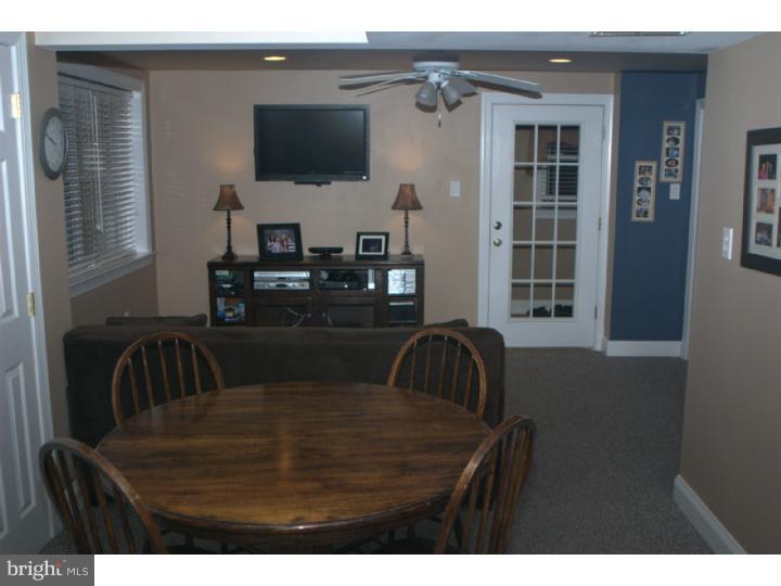 9228 Laramie Road Philadelphia, PA 19115 - Photo 19 of 25 Gallery Image 19