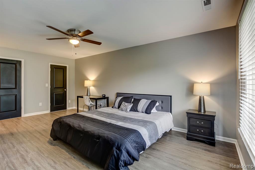 32023 West 14 Mile Road, Unit 105 Farmington, MI 48334 - Photo 3 of 13