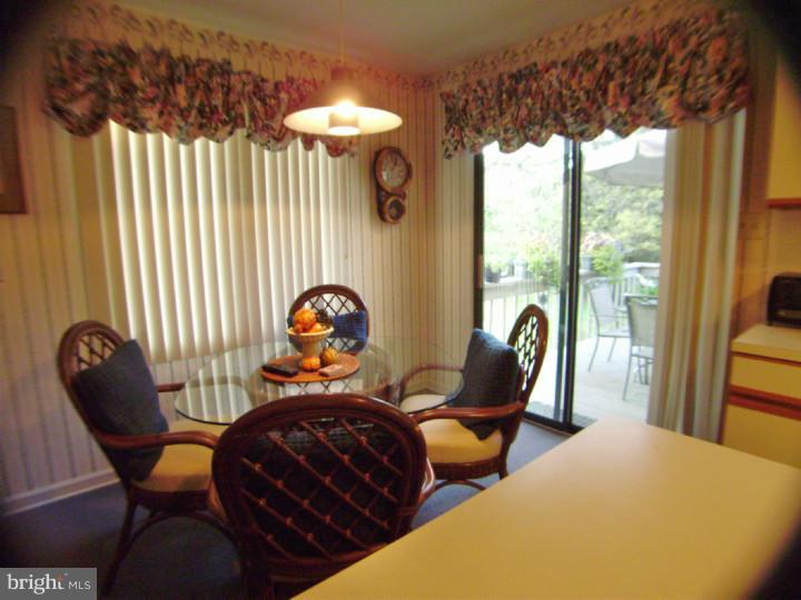 Breakfast Room