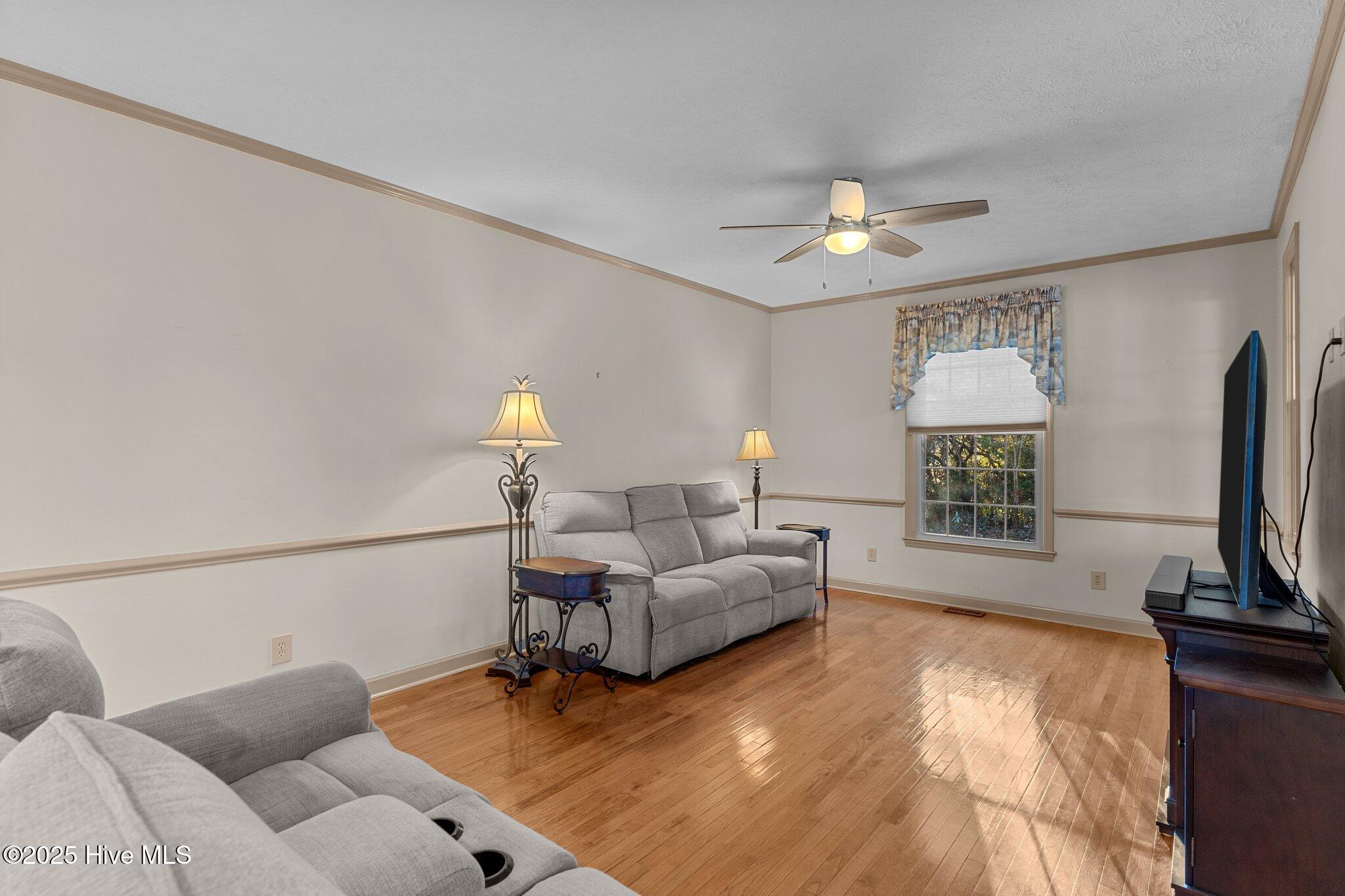 215 Gregory Road Wilmington, NC 28405 - Photo 7 of 41 32-web-or-mls-BTS03802