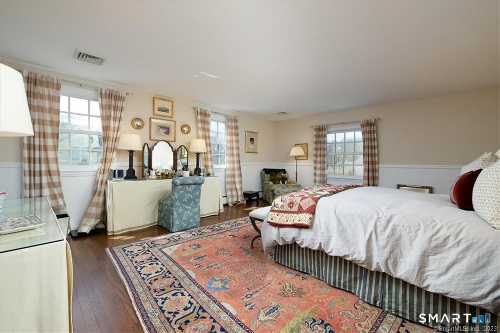 45 Country Club Road Darien, CT 06820 - Photo 14 of 19 Gallery Image 14